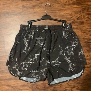 Buffbunny Marble Flo Shorts!